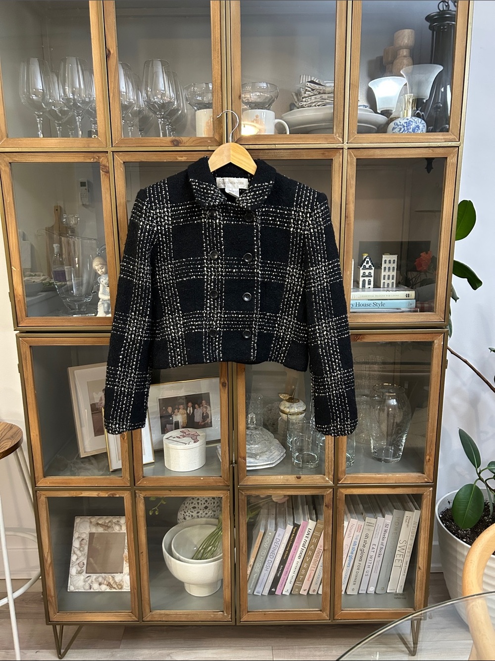 Vintage Jones New York Cropped Black & White Plaid Tweed Jacket Blazer